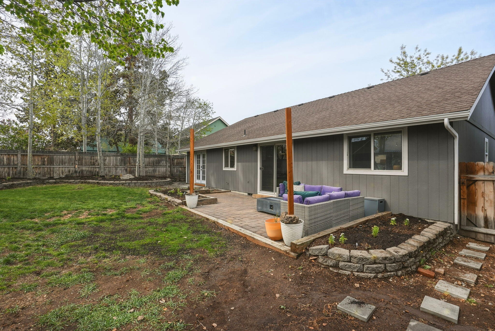 764 Northeast Tierra Road Bend, OR 97701 - Photo 31 of 51 32-web-or-mls-Riley_Visuals_010