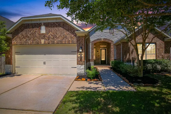 $479,900 | 27606 Dalton Bluff Court, Katy, TX 77494
