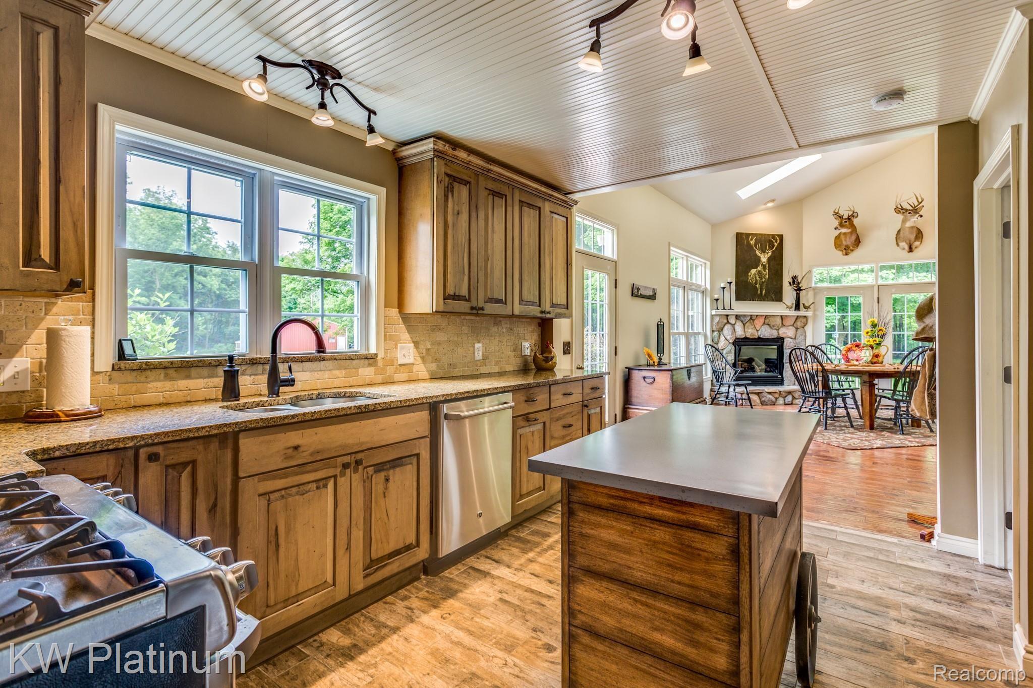 3347 Ruddock Road Avoca, MI 48006 - Photo 5 of 42 kitchen .JPG