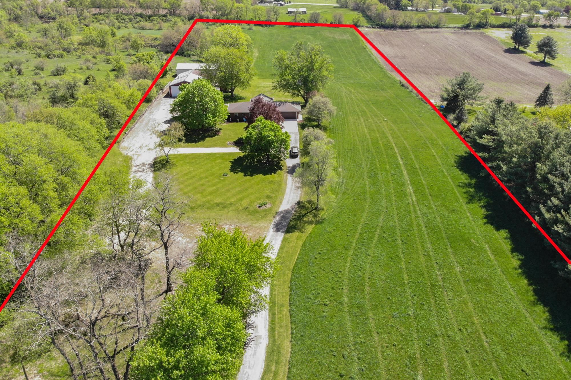 10030 Cemetery Road Pecatonica, IL 61063 - Photo 5 of 39 a view of a garden