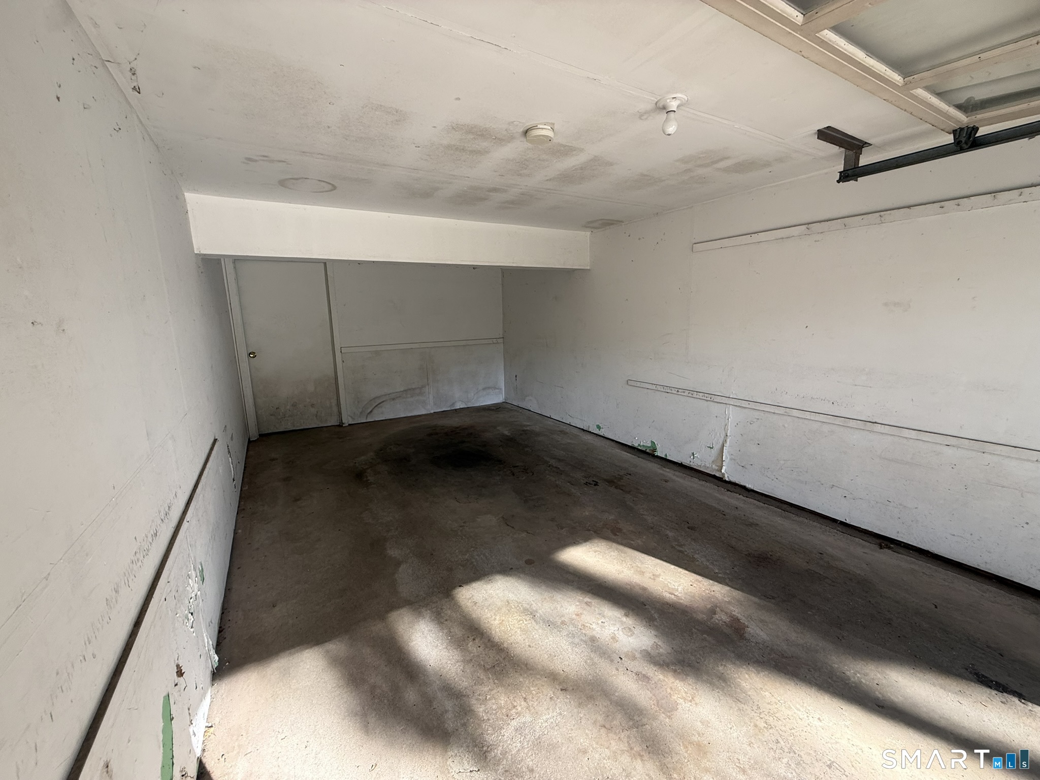463 Pierpont Road, Unit 24 Waterbury, CT 06705 - Photo 22 of 22