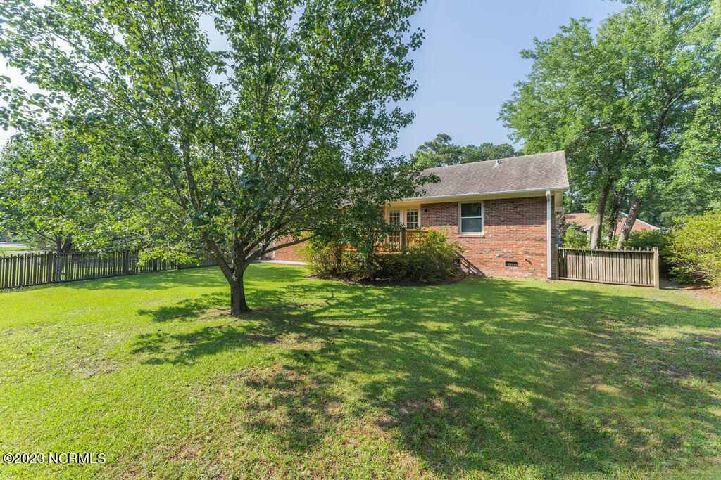 292 Hidden Valley Road Wilmington, NC 28409 - Photo 22 of 25 1005