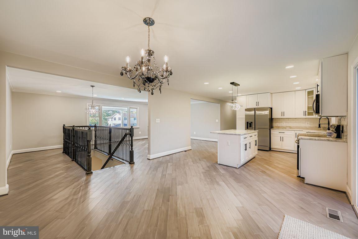 1217 Random Ridge Road Westminster, MD 21157 - Photo 22 of 40 Dining Room