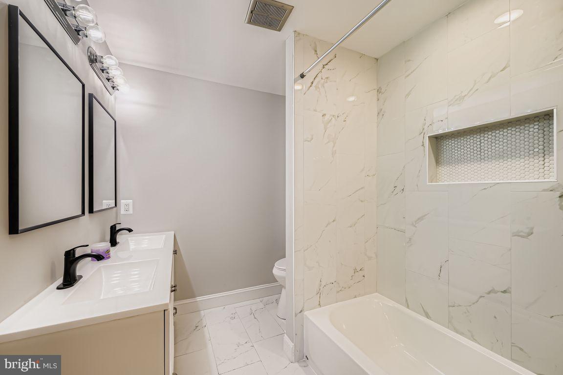 1217 Random Ridge Road Westminster, MD 21157 - Photo 28 of 40 Bathroom