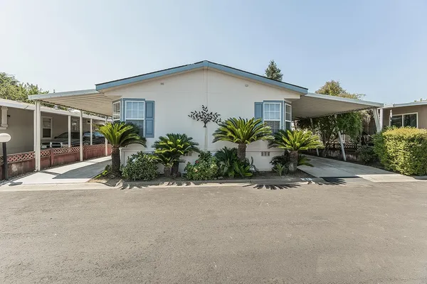$160,000 | 2575 South Willow Avenue, Unit SP 21, Fresno, CA 93725