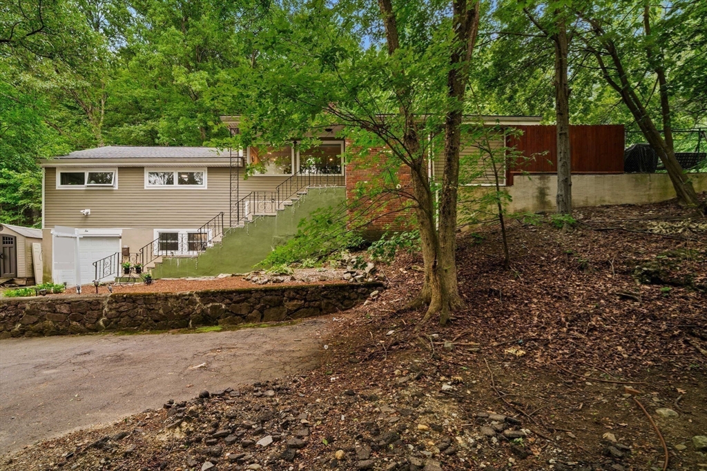 10 Rafferty Road Stoneham, MA 02180 - Photo 35 of 40