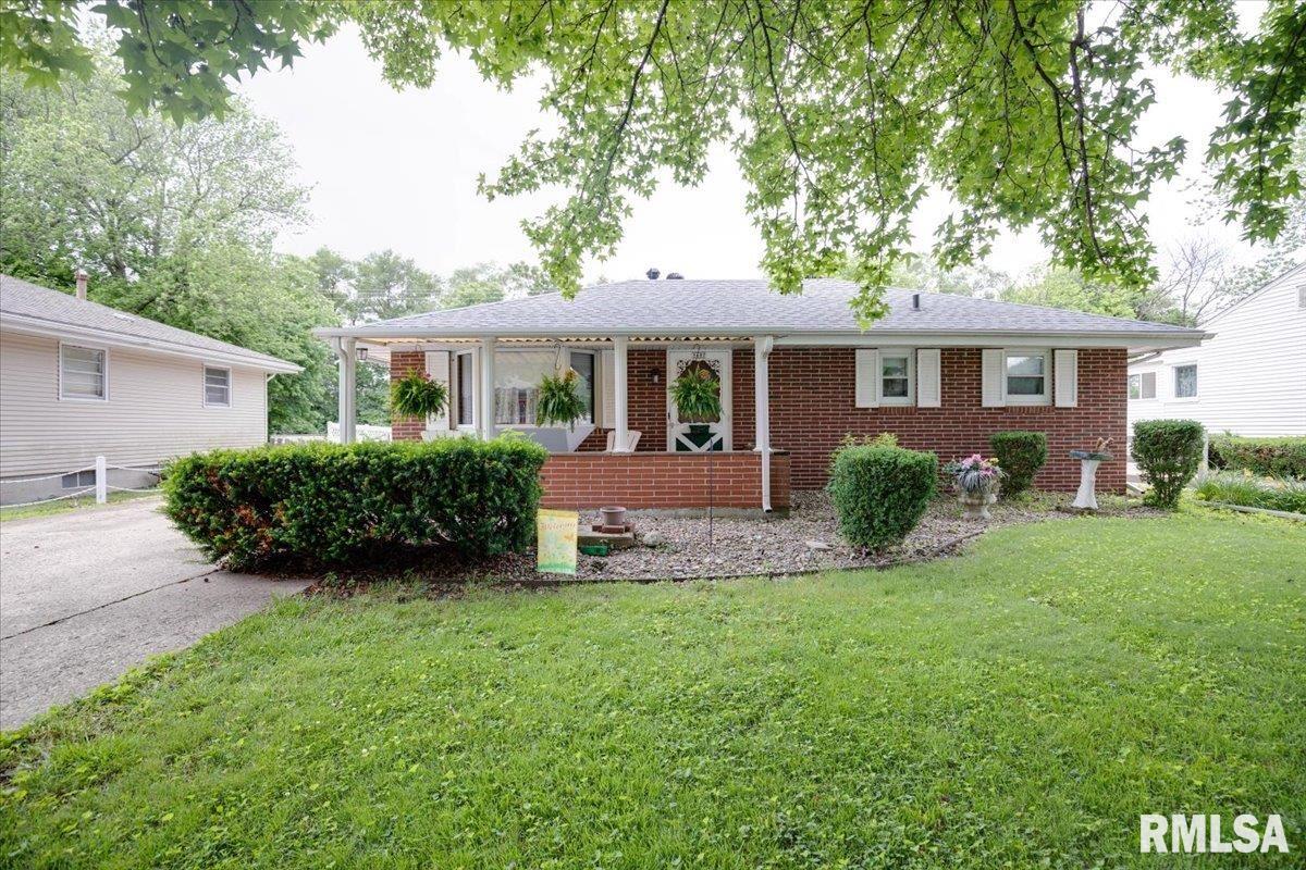 3607 East Hooker Street Springfield, IL 62703 - Photo 1 of 14 Gallery Image 1