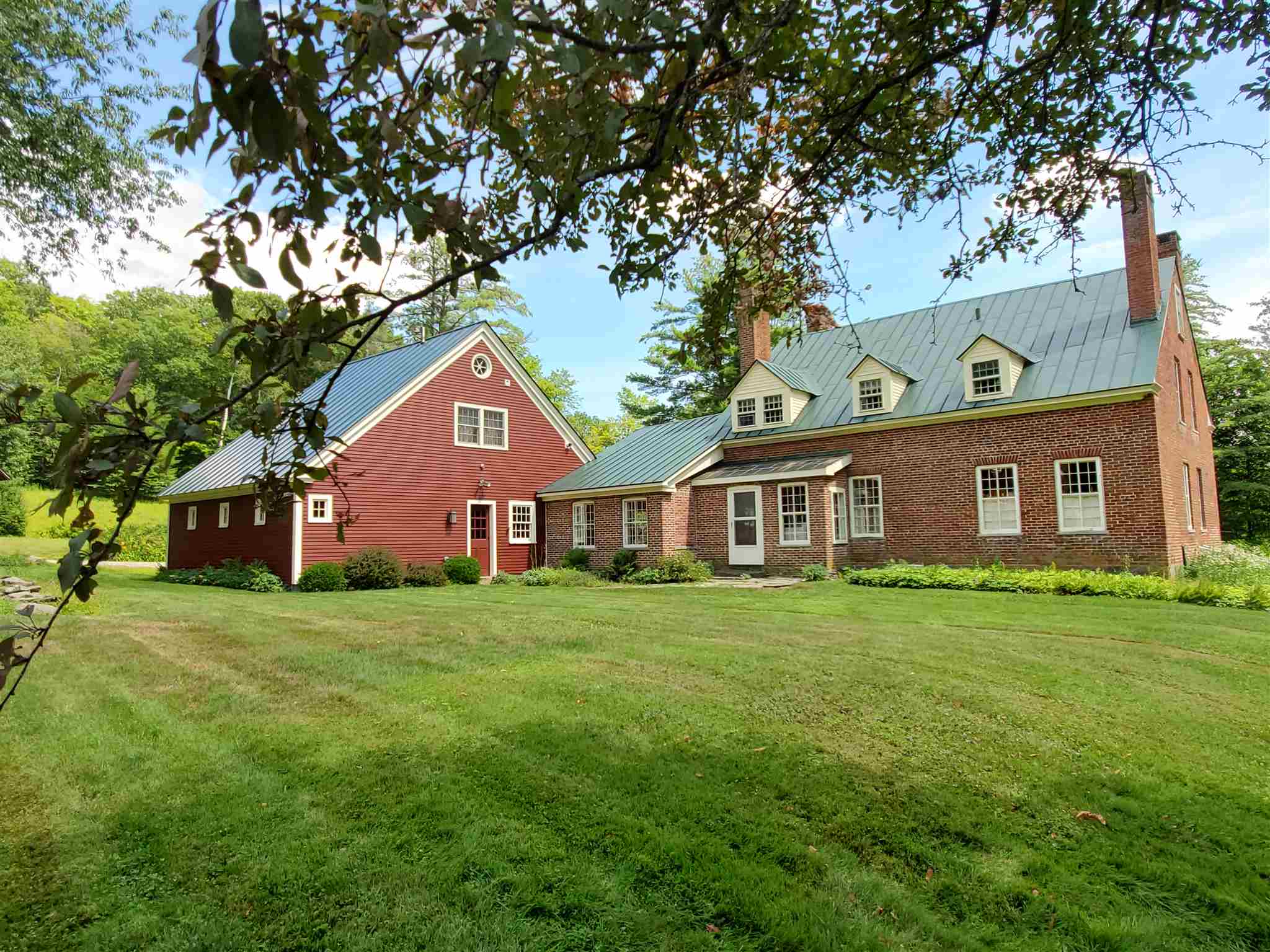 751 4 Chimneys Road Grafton, VT 05146 - Photo 2 of 40