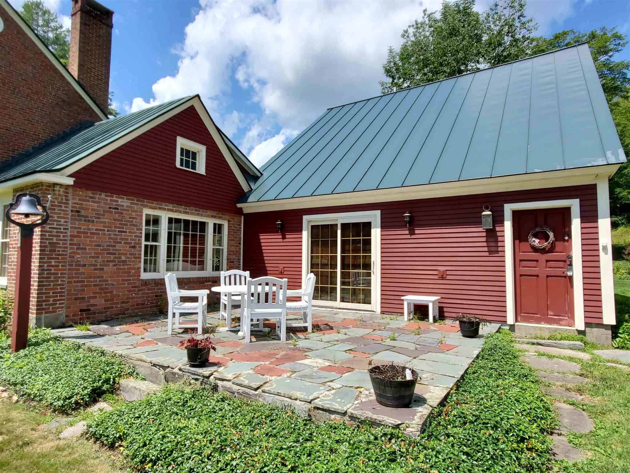 751 4 Chimneys Road Grafton, VT 05146 - Photo 4 of 40