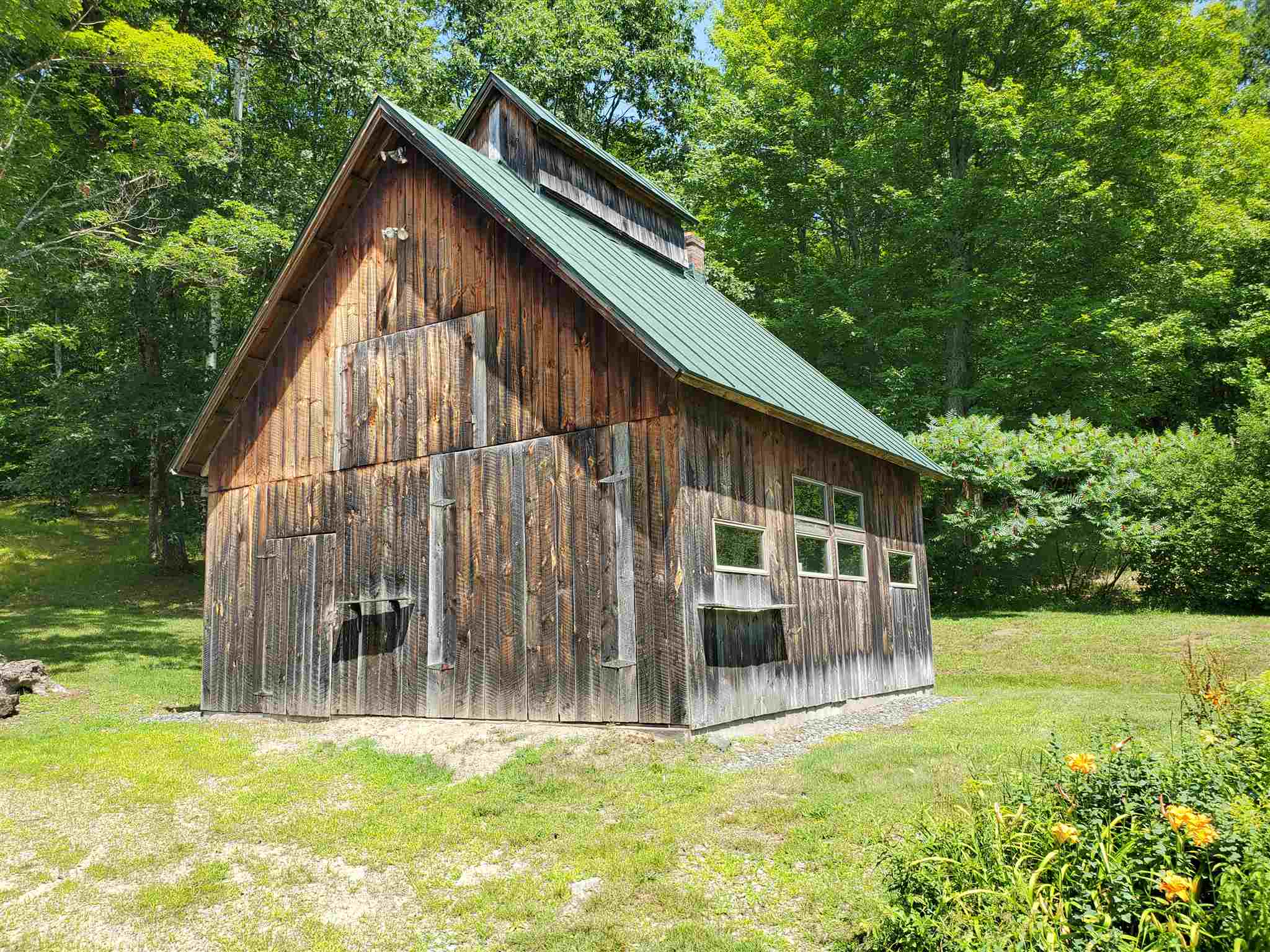 751 4 Chimneys Road Grafton, VT 05146 - Photo 35 of 40