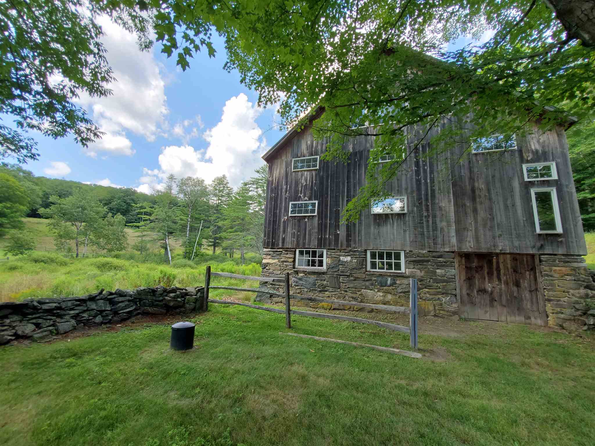 751 4 Chimneys Road Grafton, VT 05146 - Photo 7 of 40