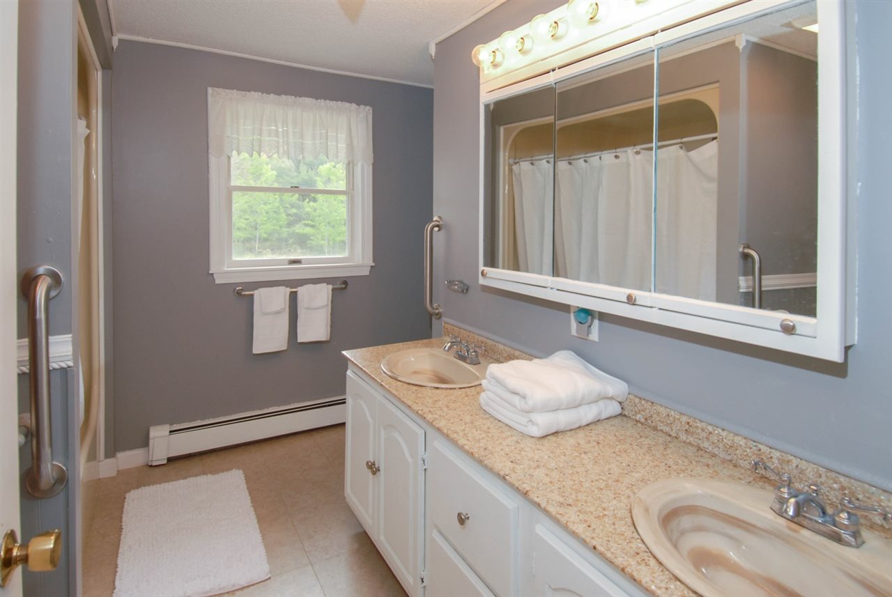 557 Ridge Road Middleton, NH 03887 - Photo 13 of 24