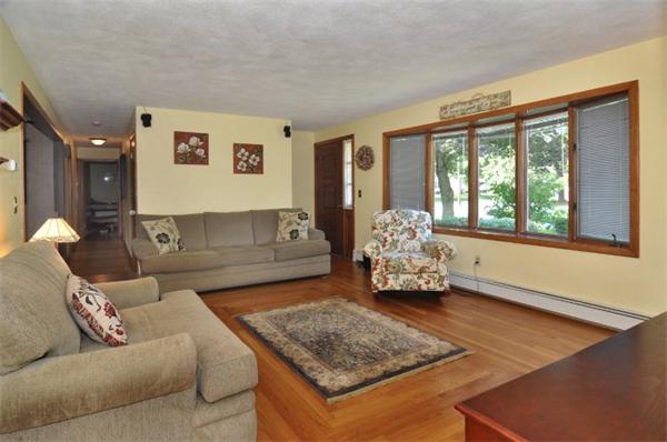 3 Countryside Drive Cumberland, RI 02864 - Photo 6 of 14