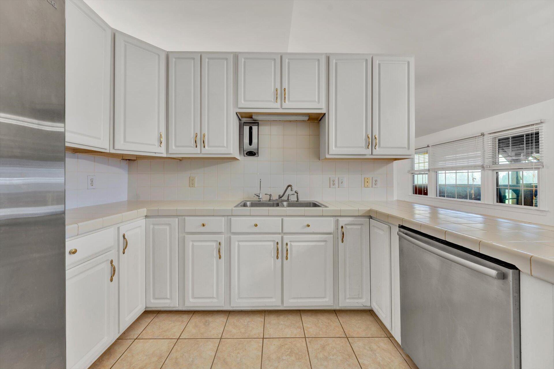 185 Harmony School Road Hardy, VA 24101 - Photo 13 of 42 13-DSC00199