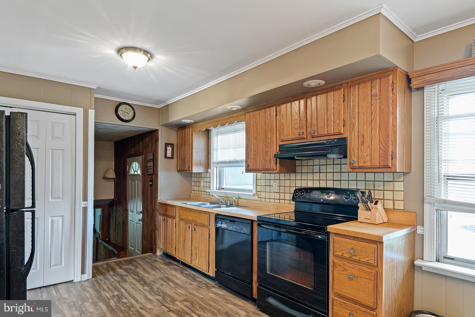 105 Greenfield Road Newark, DE 19713 - Photo 7 of 20 Kitchen