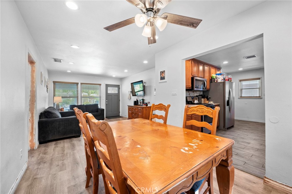 4855 Pearce Avenue Long Beach, CA 90808 - Photo 13 of 42