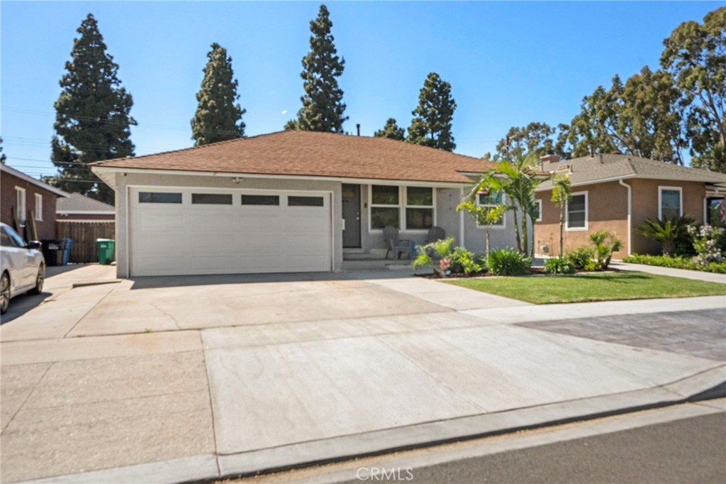 4855 Pearce Avenue Long Beach, CA 90808 - Photo 2 of 42