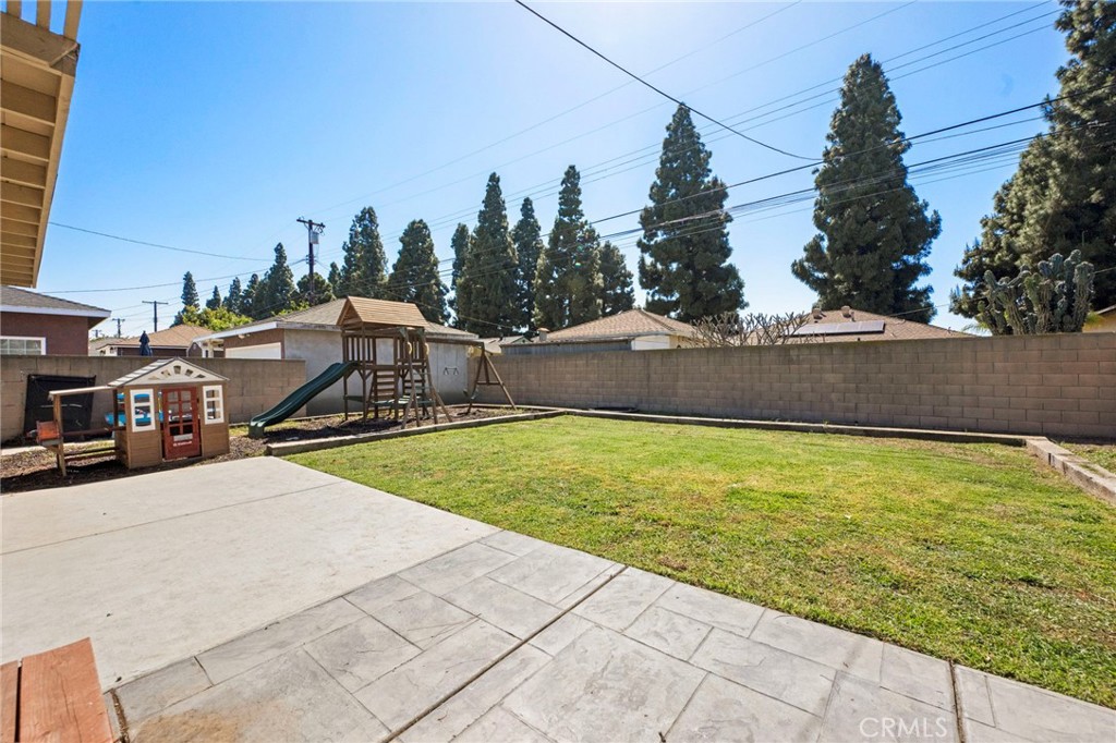 4855 Pearce Avenue Long Beach, CA 90808 - Photo 31 of 42