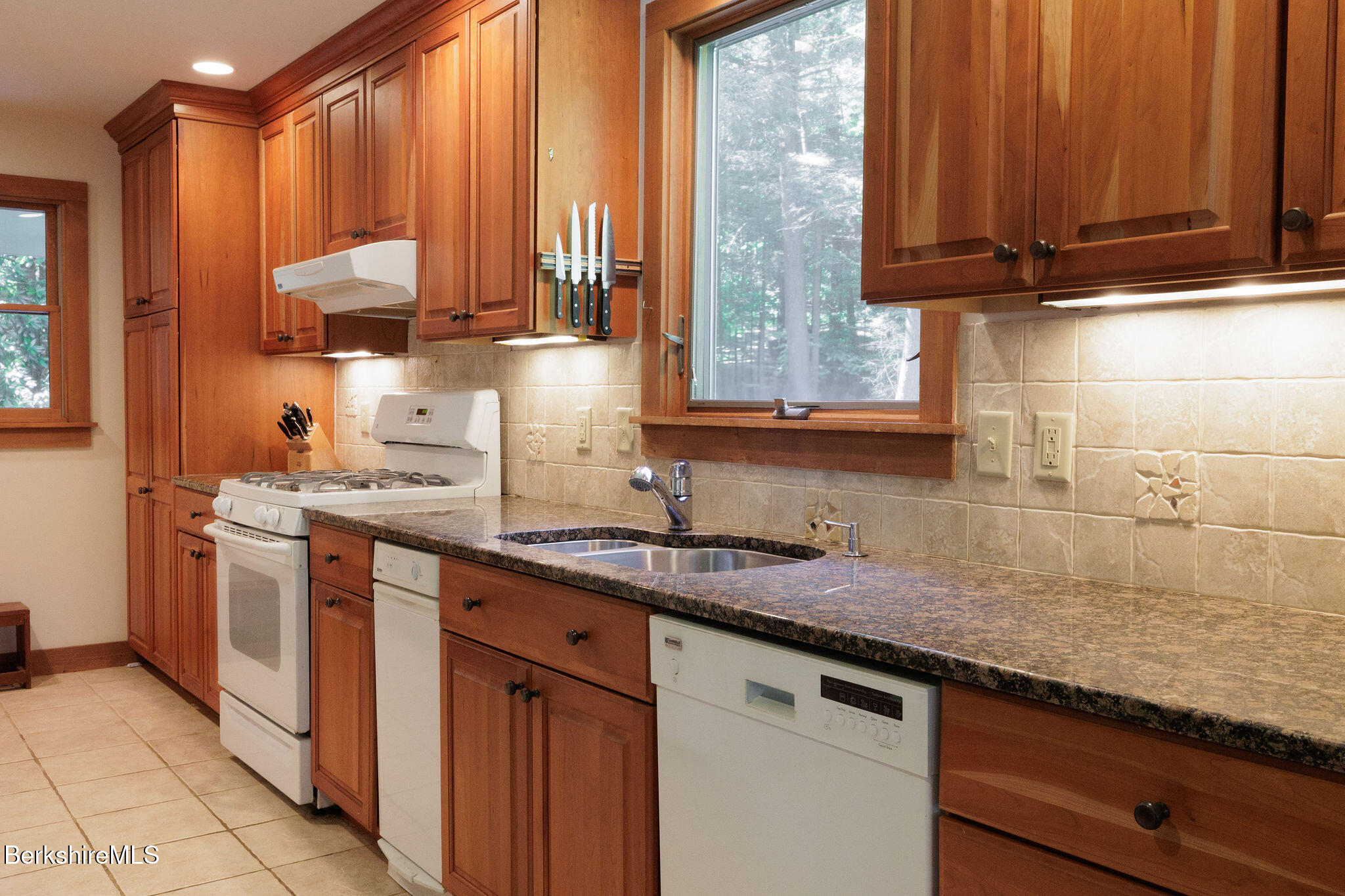 119 Hayes Pond Road Otis, MA 01253 - Photo 20 of 50 Kitchen