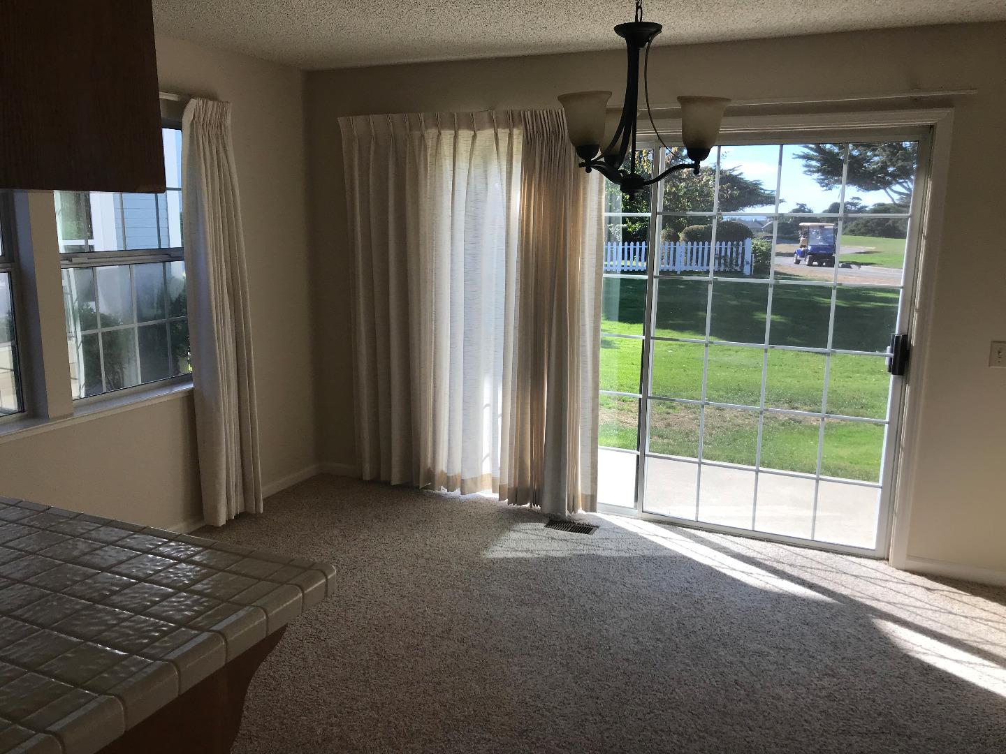 6 Muirfield Road Half Moon Bay, CA 94019 - Photo 3 of 16