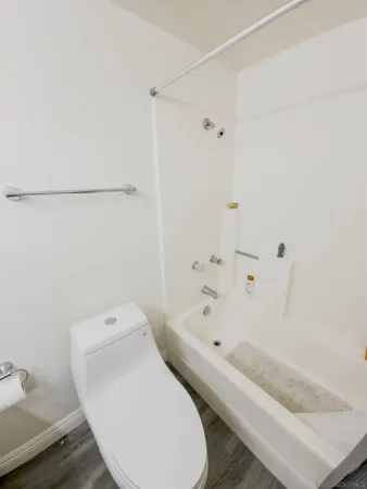 $3,795 | 8640 Mission San Carlos Drive, Unit 45, Santee, CA 92071