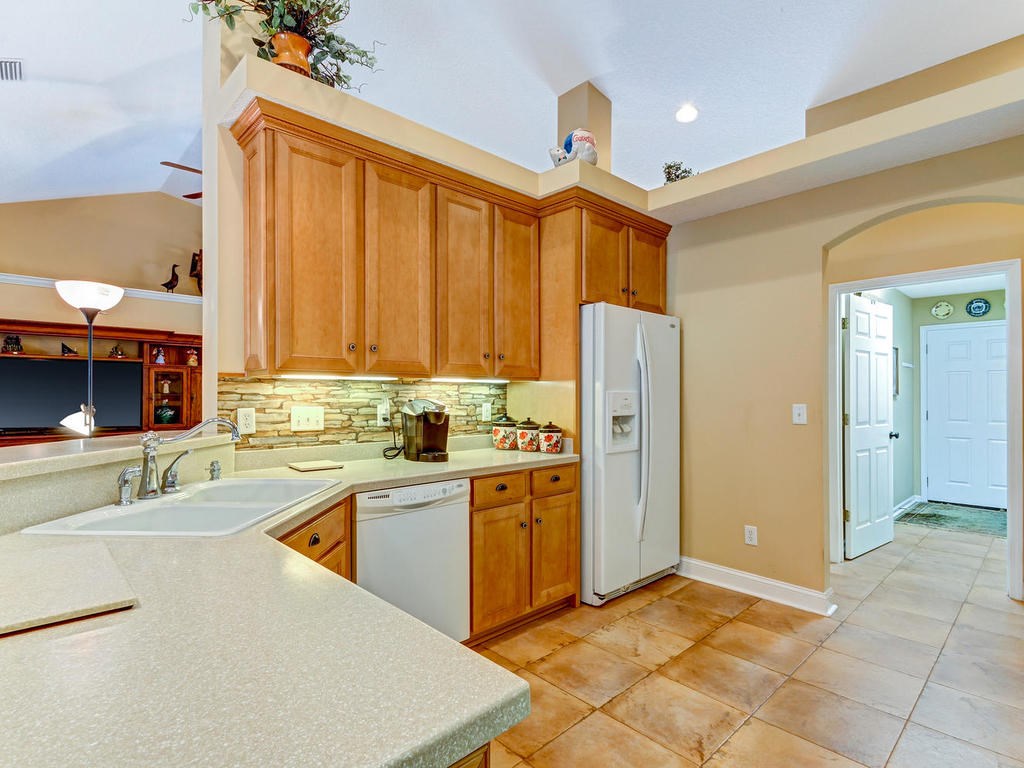 97135 Doubloon Way Yulee, FL 32097 - Photo 10 of 32 Gallery Image 10