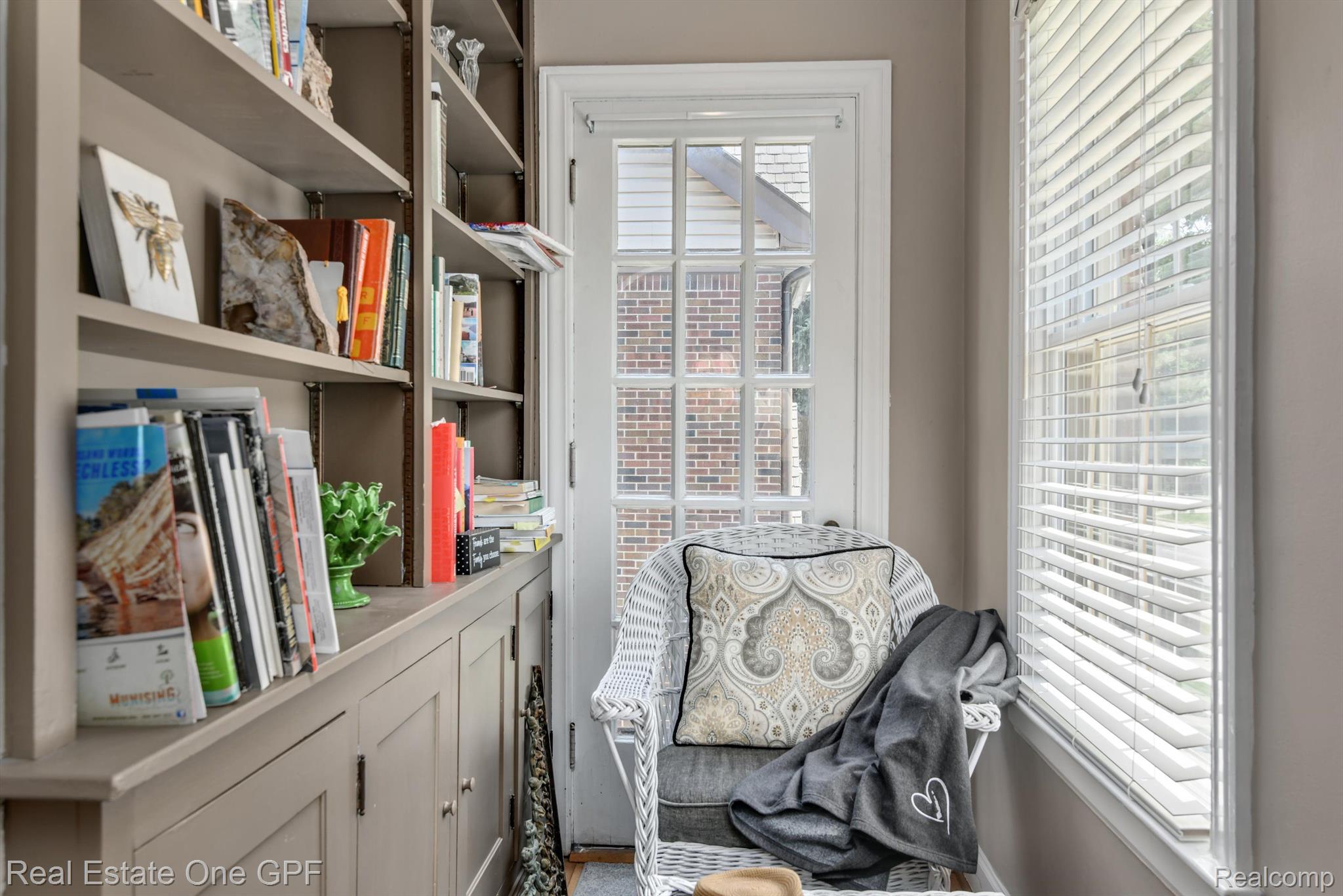 546 Neff Road Grosse Pointe, MI 48230 - Photo 22 of 38 Gallery Image 22