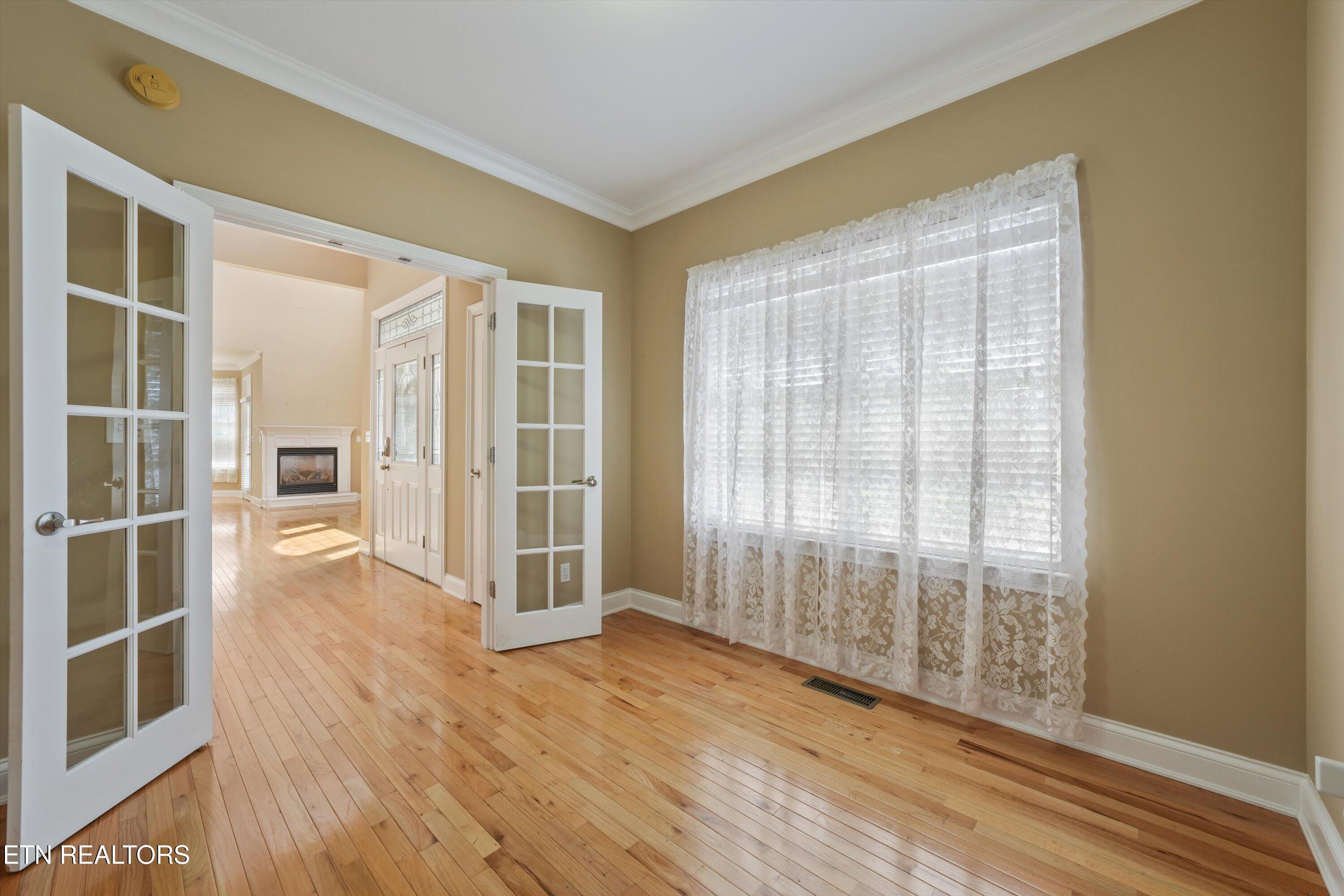 161 Liberty Court Oak Ridge, TN 37830 - Photo 21 of 45 Main Level Office