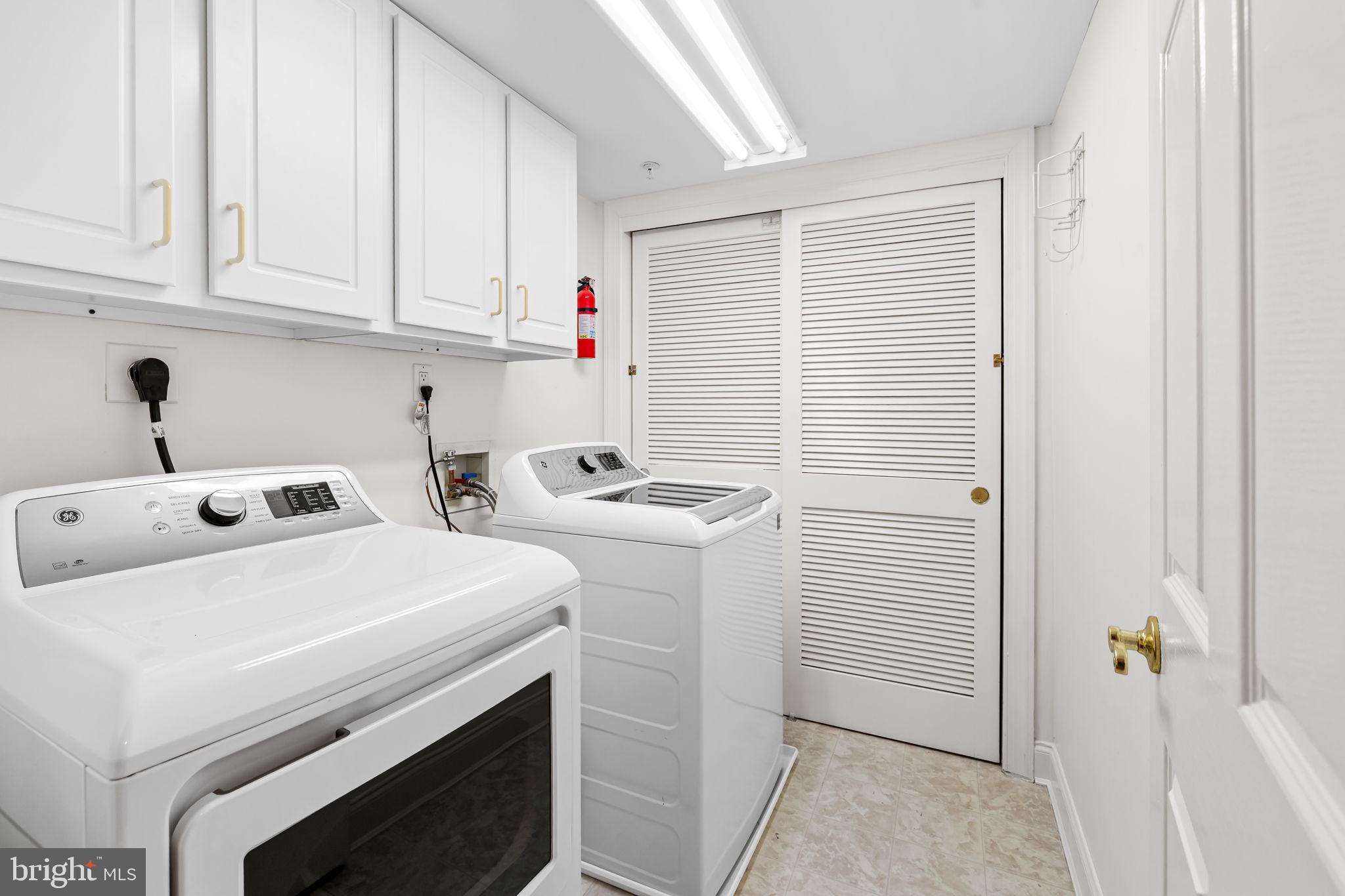 2331 Boston Street, Unit 1 Baltimore, MD 21224 - Photo 64 of 74 a utility room with dryer and washer