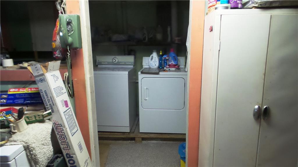 35 Maple Street East Millinocket, ME 04430 - Photo 13 of 19 Photo