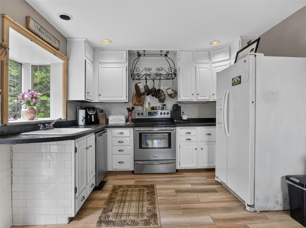 6595 State Route Springwater, NY 14560 - Photo 5 of 41