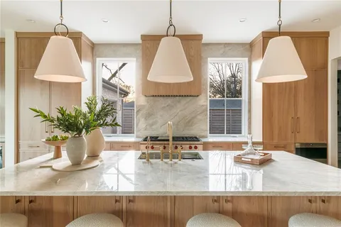$4,350,000 | 6016 Del Roy Drive, Dallas, TX 75230