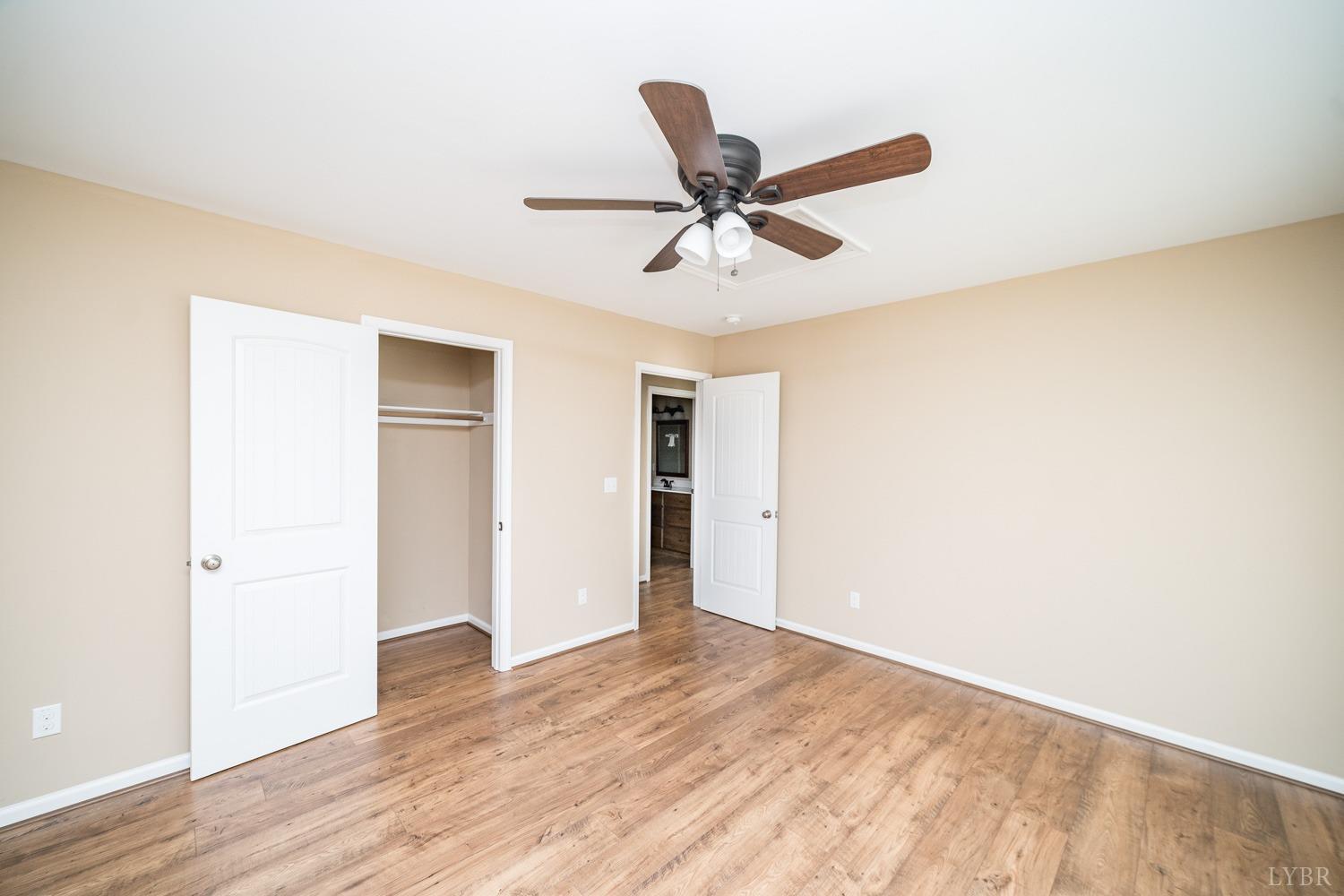 1095 Lizard Ridge Road Bedford, VA 24523 - Photo 17 of 38 Gallery Image 17