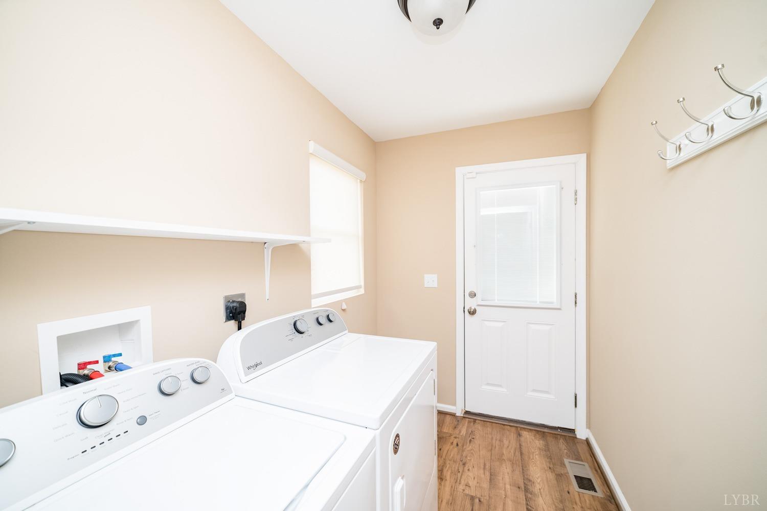 1095 Lizard Ridge Road Bedford, VA 24523 - Photo 18 of 38 Gallery Image 18