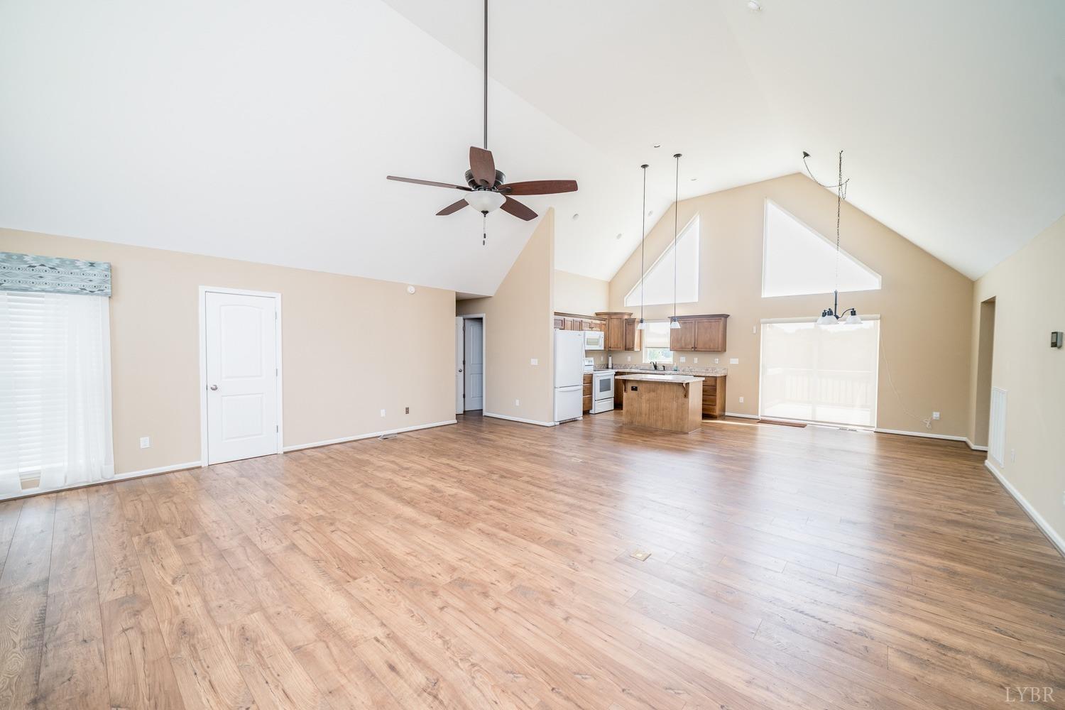 1095 Lizard Ridge Road Bedford, VA 24523 - Photo 2 of 38 Gallery Image 2