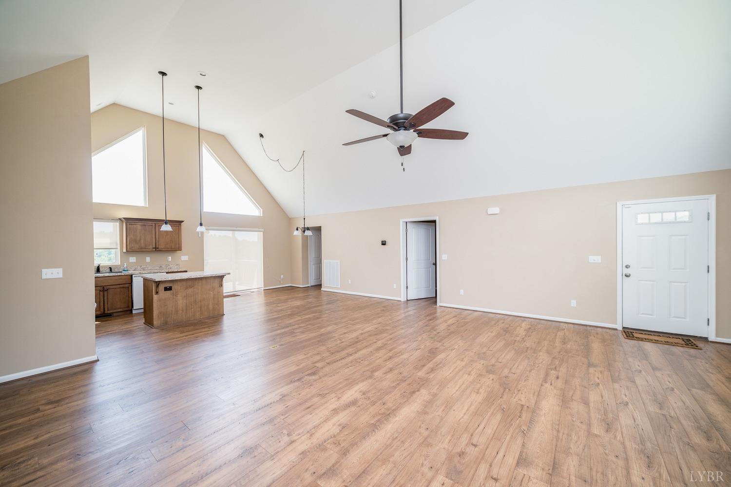1095 Lizard Ridge Road Bedford, VA 24523 - Photo 3 of 38 Gallery Image 3