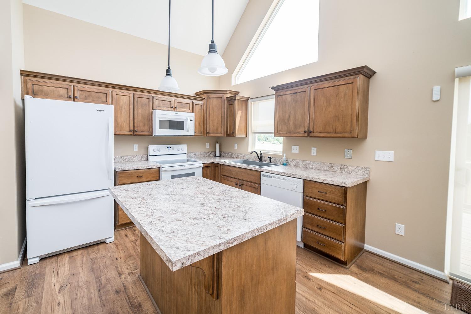 1095 Lizard Ridge Road Bedford, VA 24523 - Photo 5 of 38 Gallery Image 5