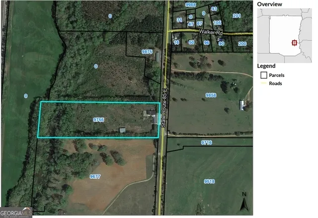 a picture of a tree with a white house