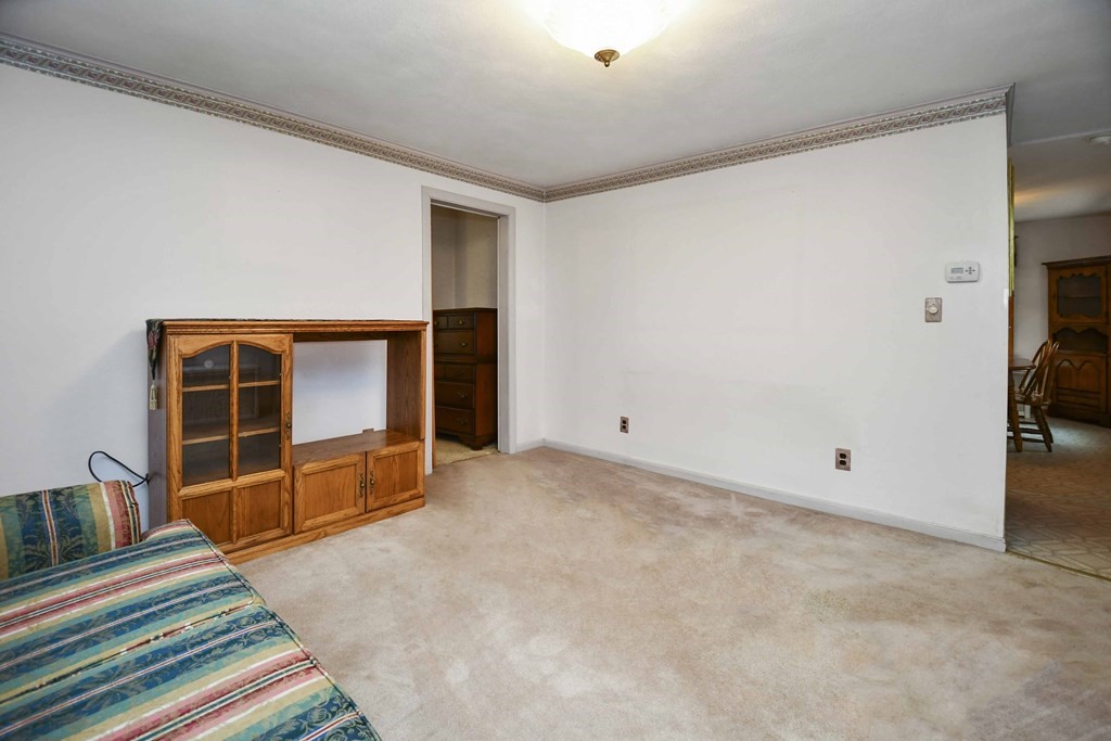 28 Cutler Road Boylston, MA 01505 - Photo 4 of 24 Gallery Image 4