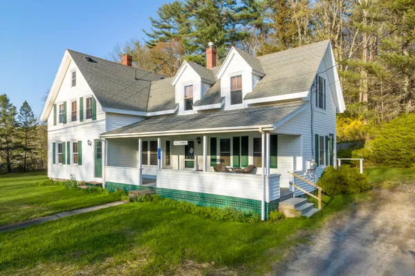 $469,000 | 934 Wiscasset Road, Boothbay, ME 04537
