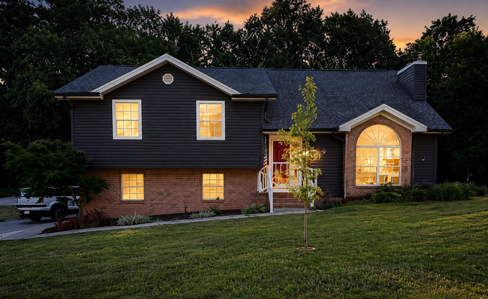 533 Middle View Drive Ringgold, GA 30736 - Photo 31 of 31 Home in Evening