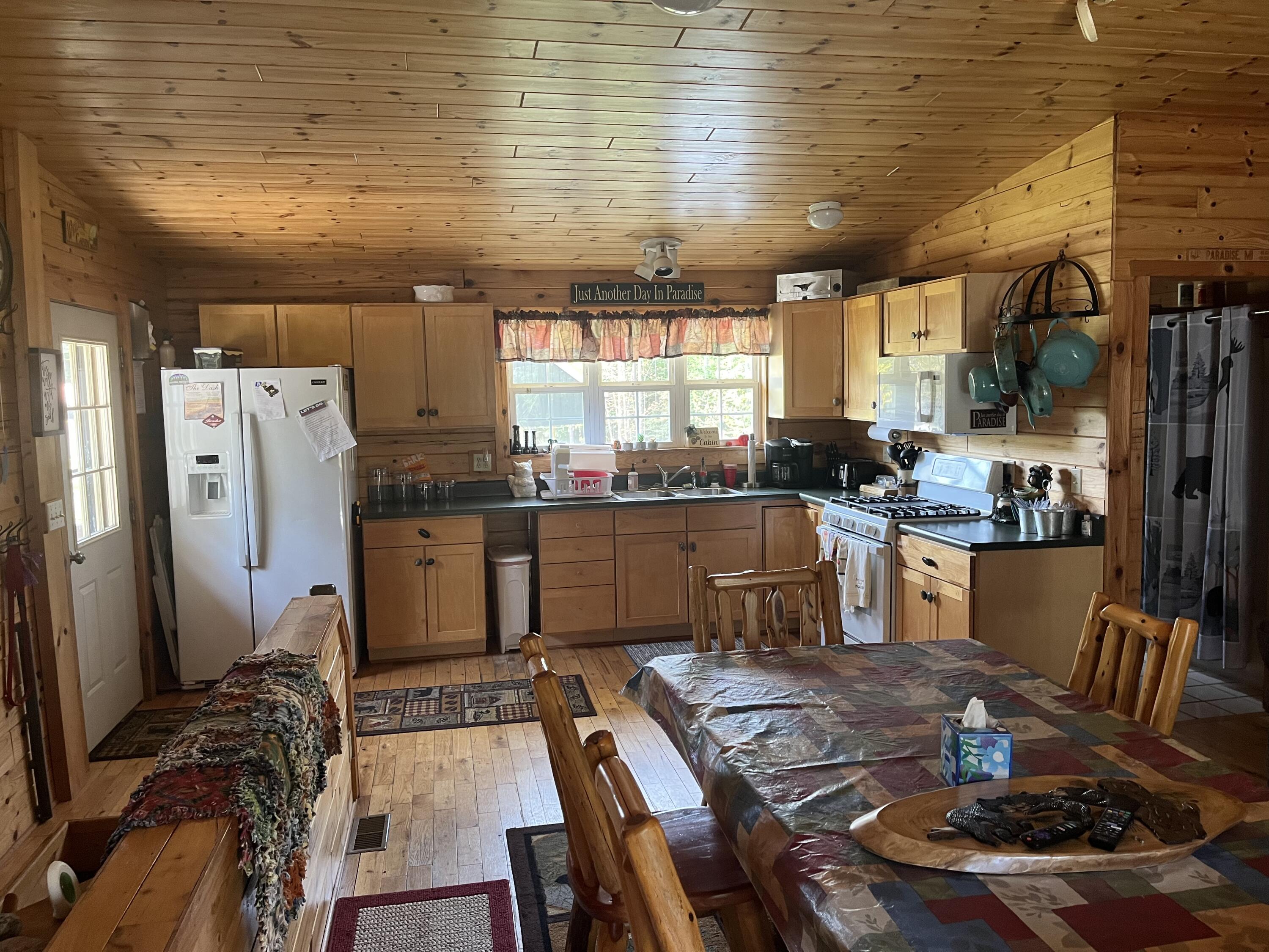 32480 West Old Chip Road Paradise, MI 49768 - Photo 12 of 29 0718A57F-EEAE-4BAD-B515-EF96E60C80DE