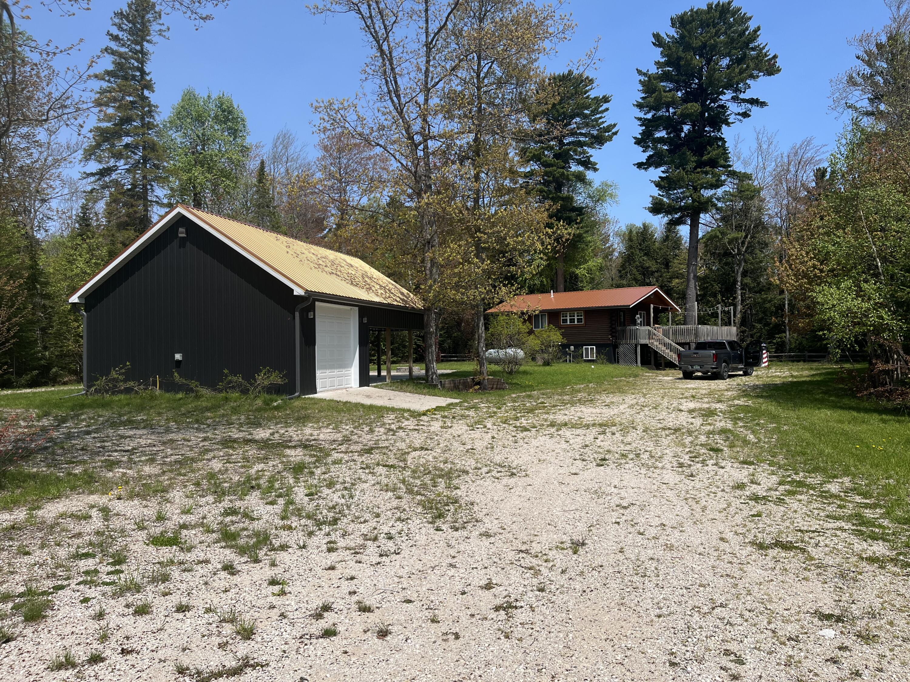 32480 West Old Chip Road Paradise, MI 49768 - Photo 2 of 29 8F97BEA5-5CF2-4A07-8FF5-26E9A4A88BC1