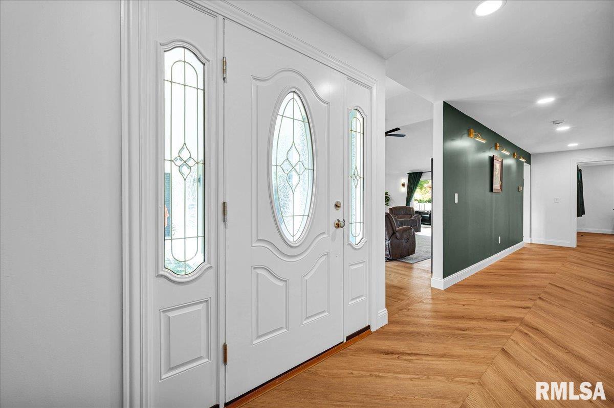 58 Waldheim Road Morton, IL 61550 - Photo 3 of 56