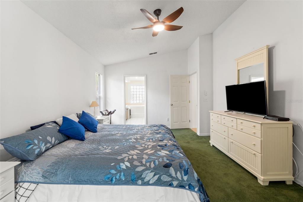 958 Ridgewood Terrace Tarpon Springs, FL 34689 - Photo 15 of 66