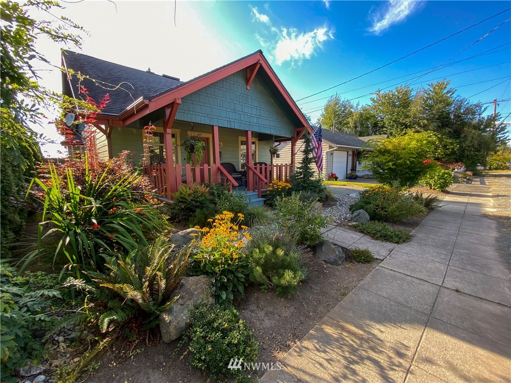 216 Reed Street Sedro-Woolley, WA 98284 - Photo 1 of 32 Gallery Image 1