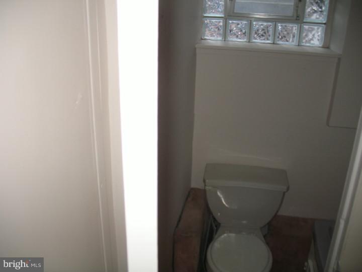 12335 Wyndom Road Philadelphia, PA 19154 - Photo 16 of 19