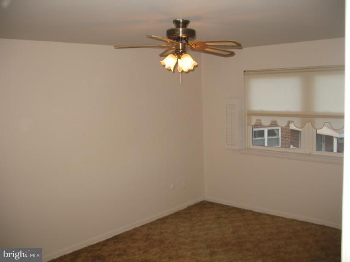12335 Wyndom Road Philadelphia, PA 19154 - Photo 5 of 19