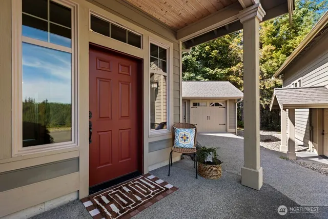 $1,320,500 | 25323 182nd Street East, Orting, WA 98360