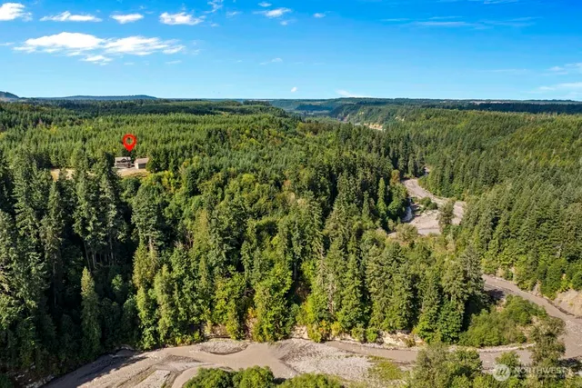 $1,320,500 | 25323 182nd Street East, Orting, WA 98360